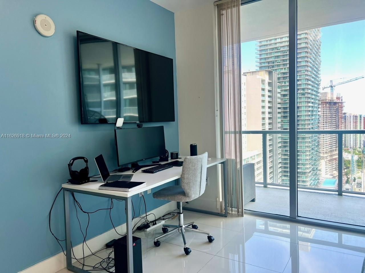 THE AXIS ON BRICKELL II C - Residential Lease