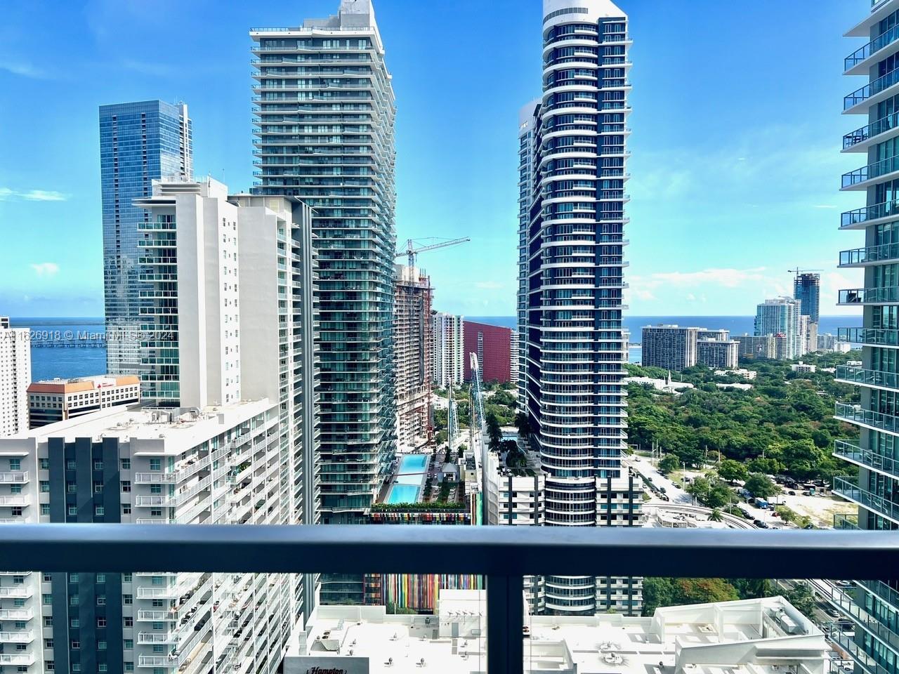 THE AXIS ON BRICKELL II C - Residential Lease