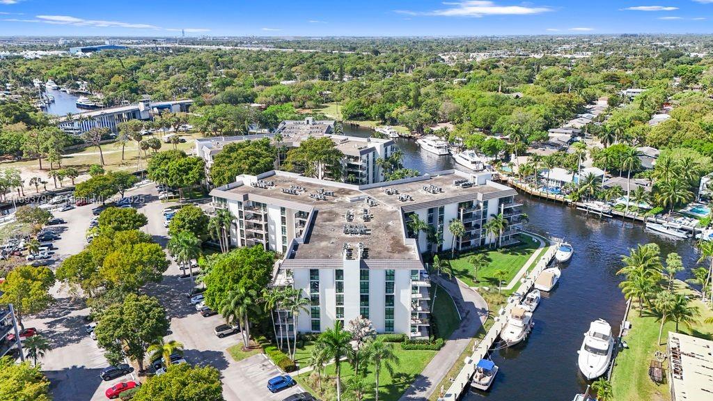 1000 River Reach Dr 101