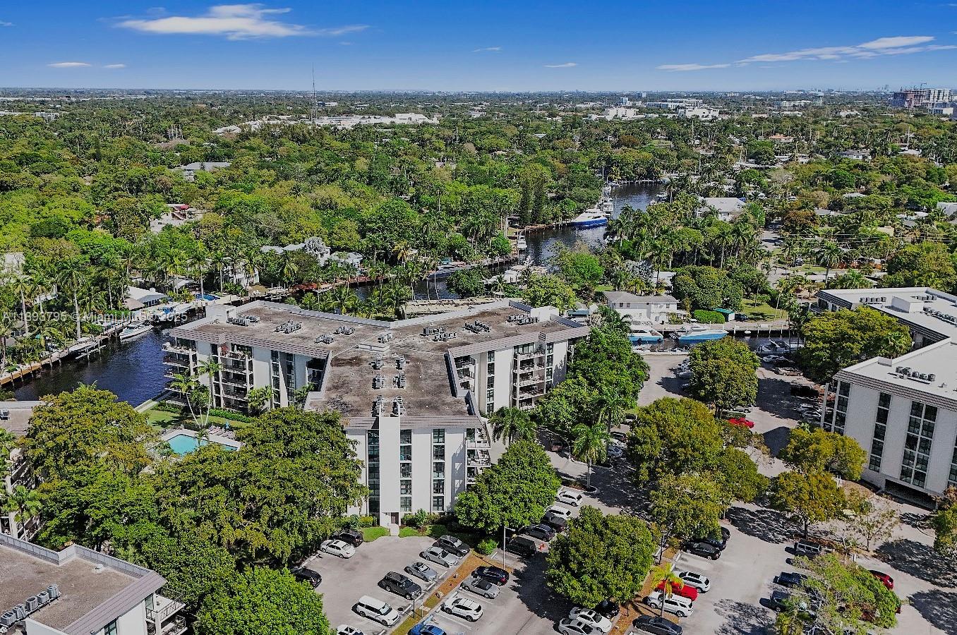 RIVER REACH CONDOMINIUM I - Residential