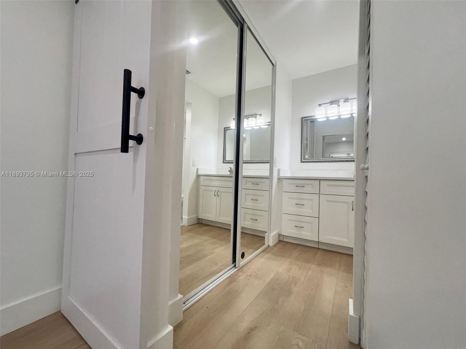 RIVER REACH CONDOMINIUM I - Residential
