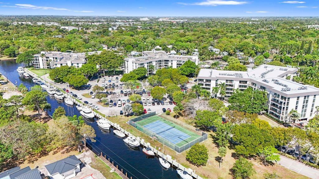1000 River Reach Dr 101