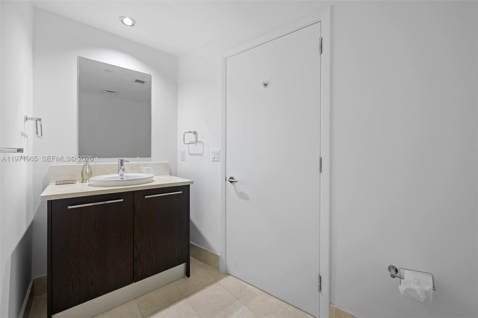 JADE OCEAN CONDO - Residential