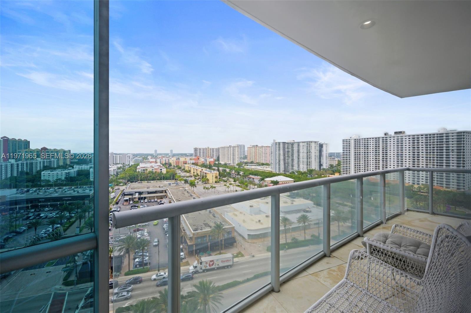 JADE OCEAN CONDO - Residential