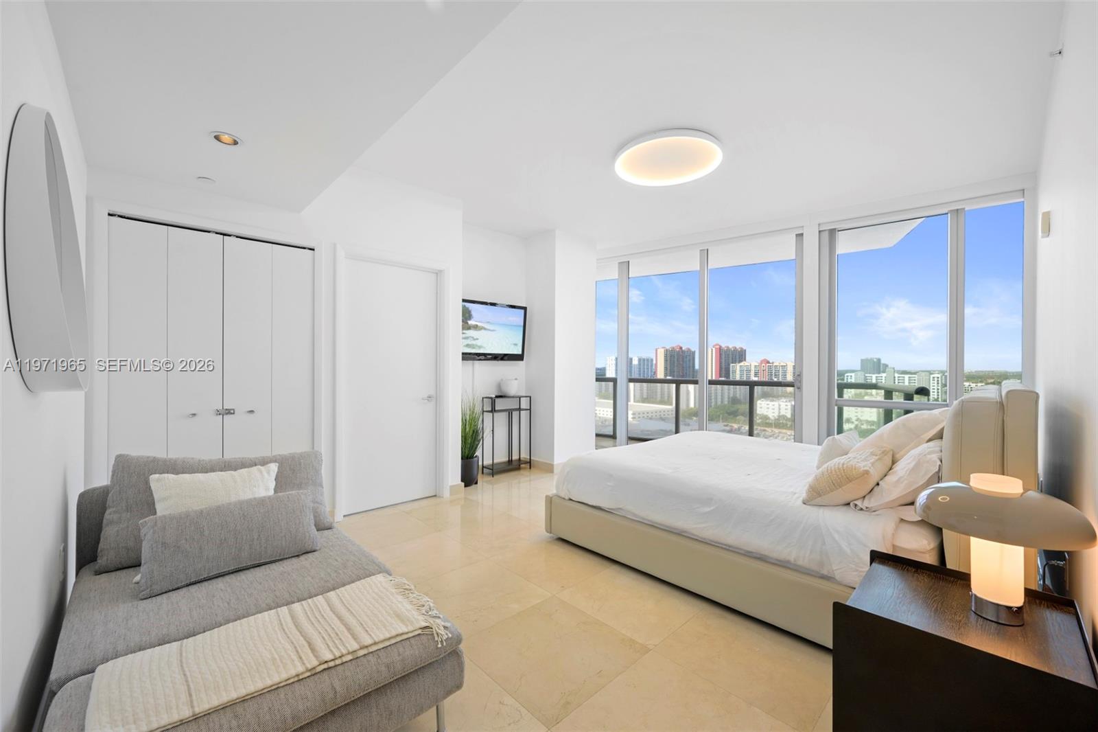 JADE OCEAN CONDO - Residential