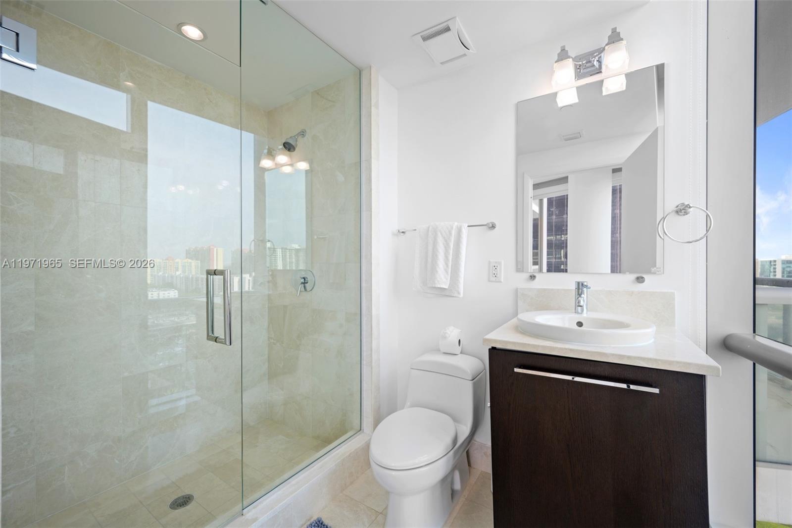 JADE OCEAN CONDO - Residential