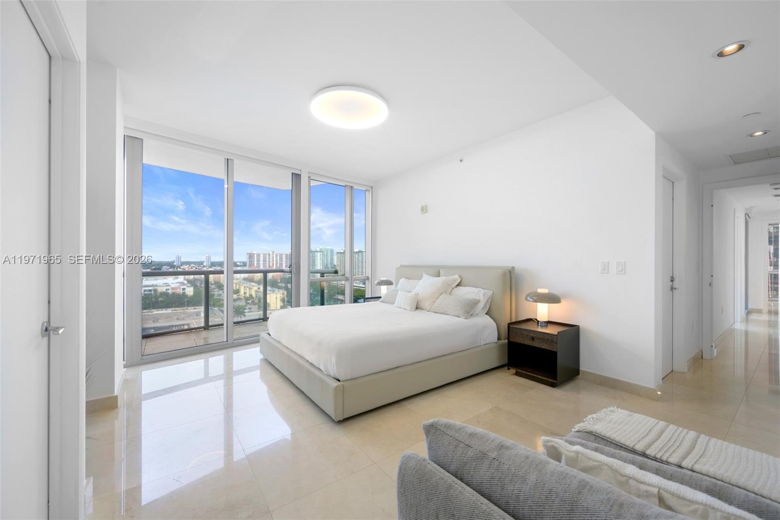 JADE OCEAN CONDO - Residential