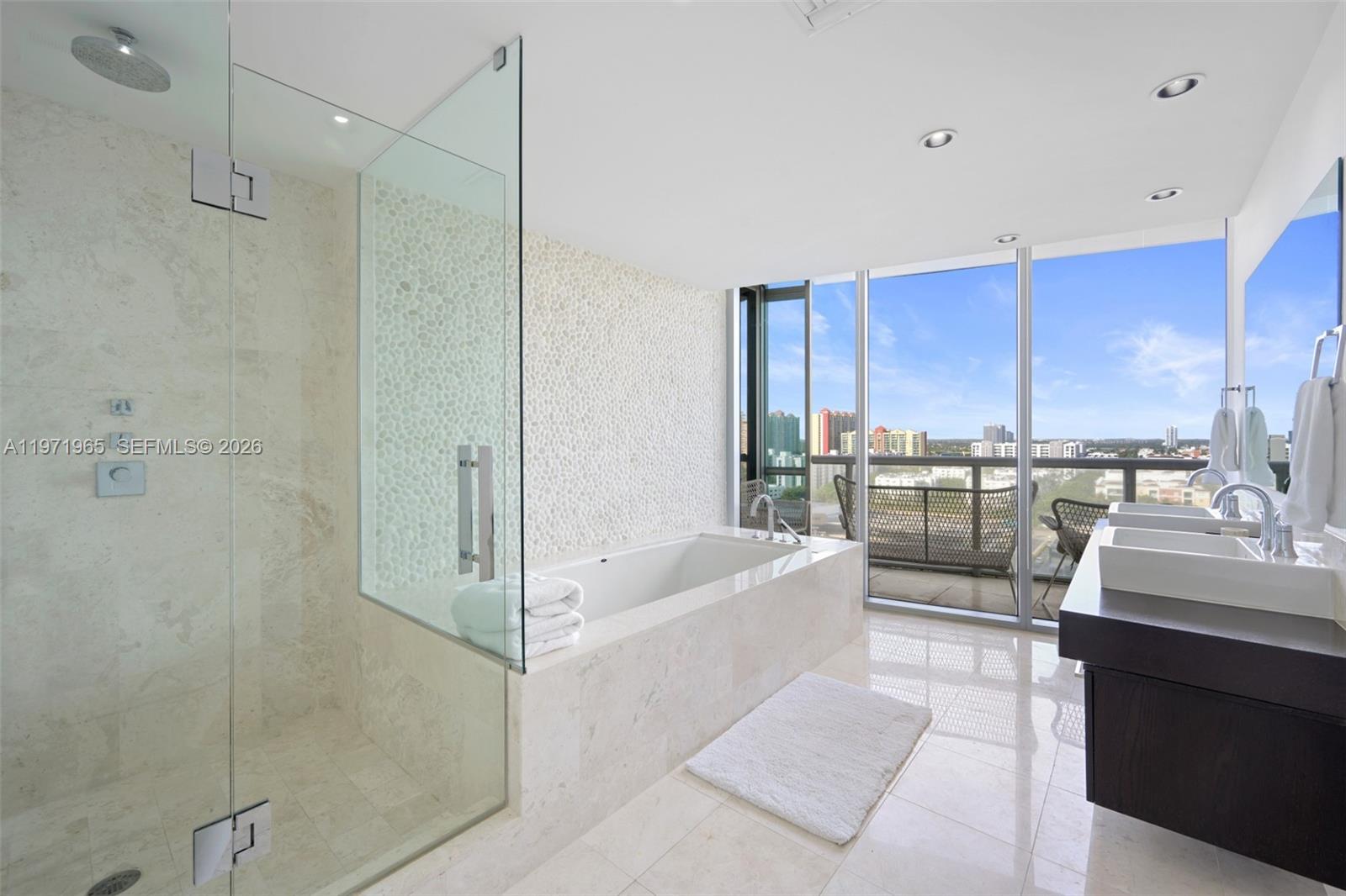 JADE OCEAN CONDO - Residential