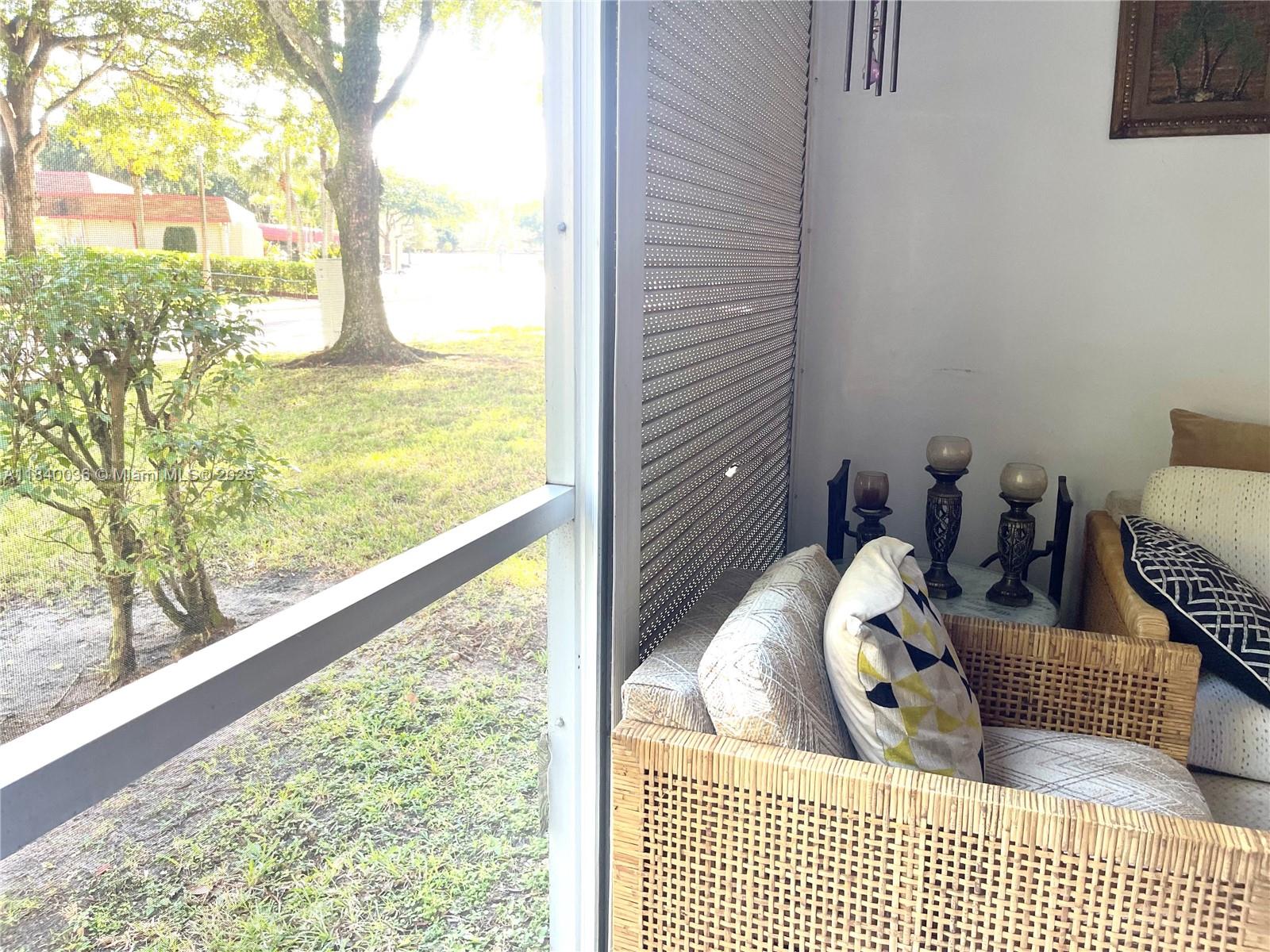 ORIOLE GOLF & TENNIS CLUB - Residential