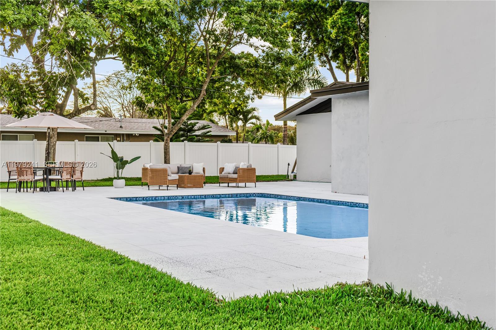 PLANTATION PARK 2ND ADD R - Residential