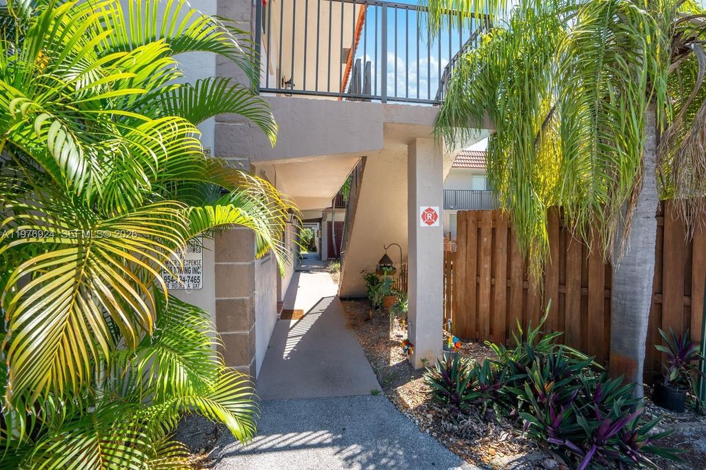 Photo of 3050 NE 5th Ter #8, Wilton Manors, FL 33334 (MLS # A11976924)