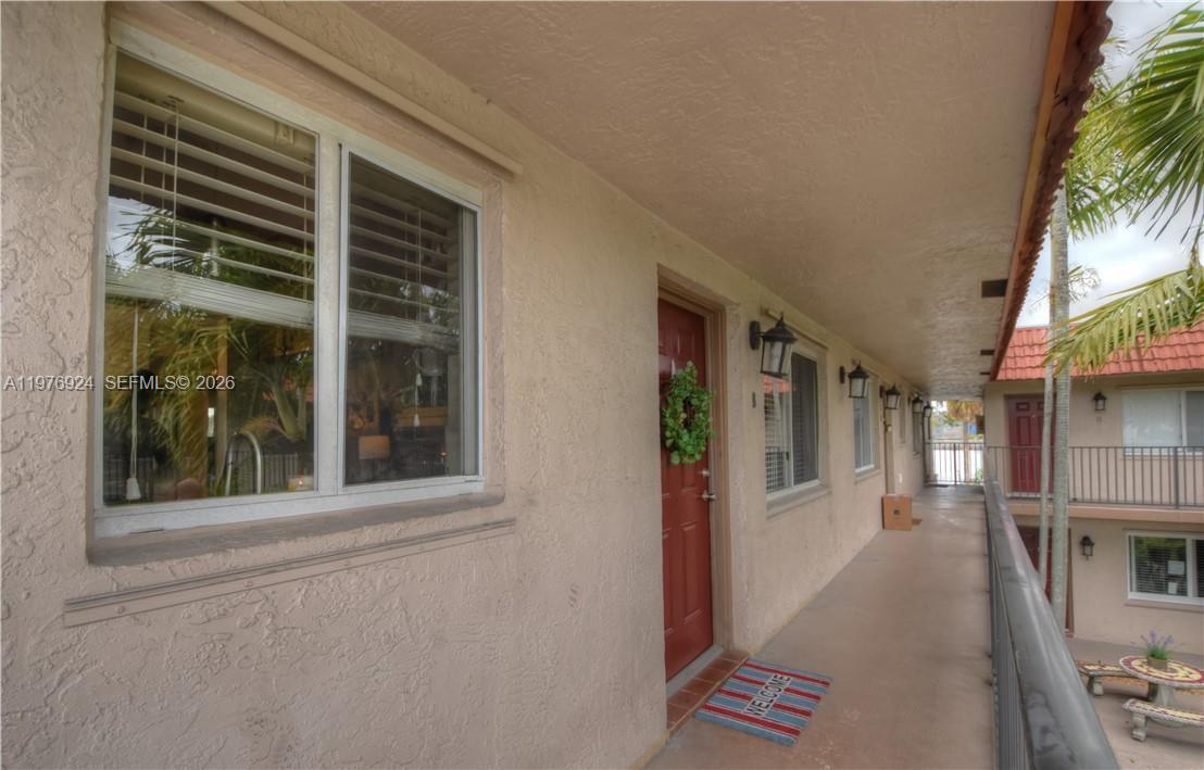 WINDSOR COURT CONDOMINIUM - Residential