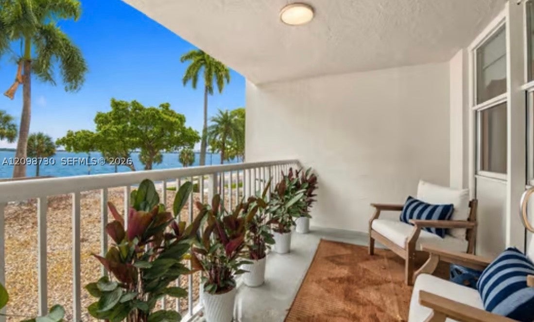 View photos, virtual tours, details... 1420 Brickell Bay Dr 202E