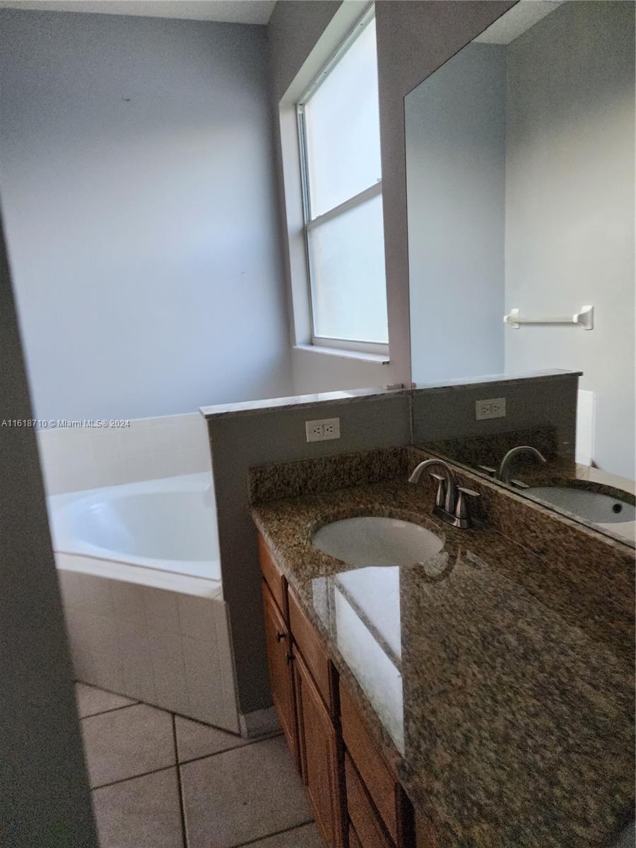 CANOE CREEK LAKES - Residential Lease