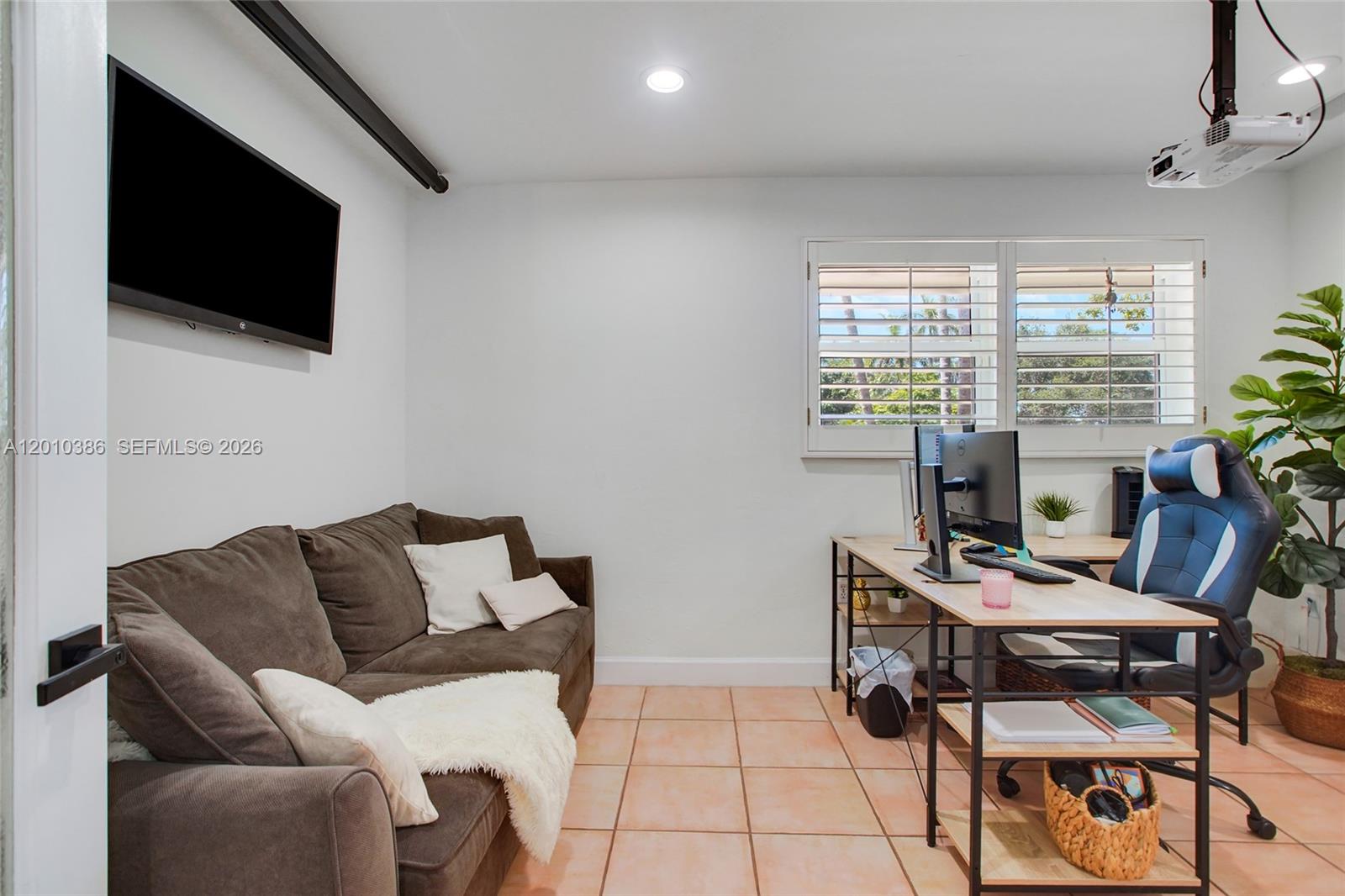 REG-AL PARK ESTATES - Residential