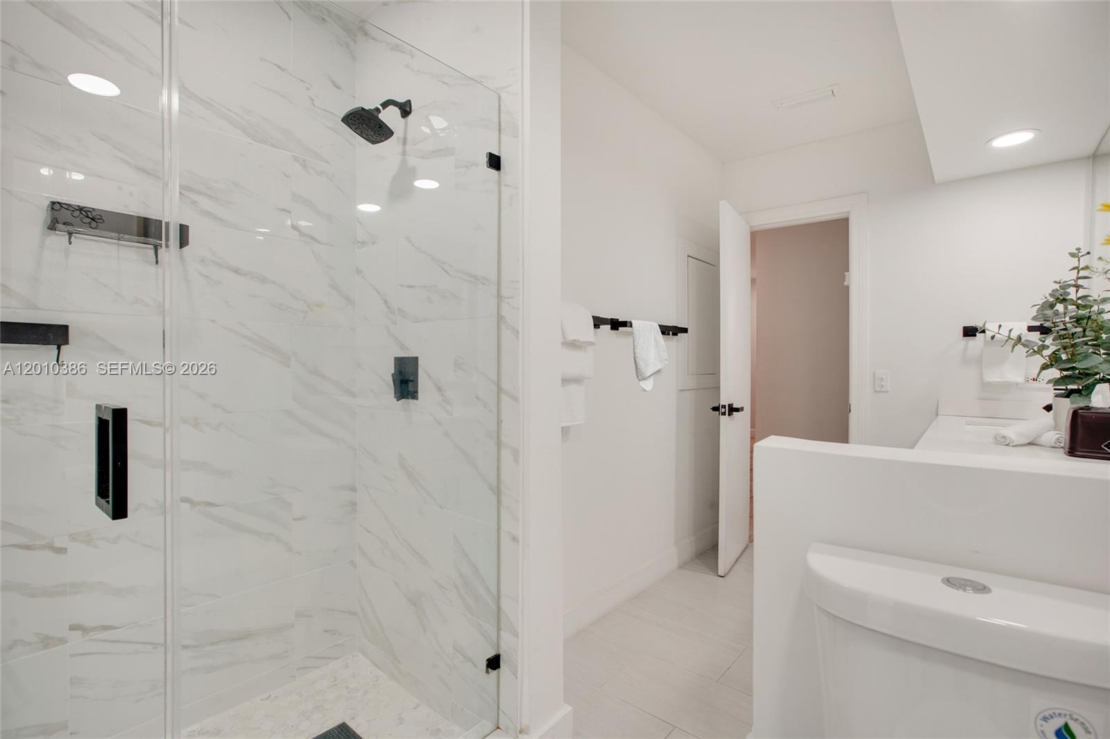 REG-AL PARK ESTATES - Residential