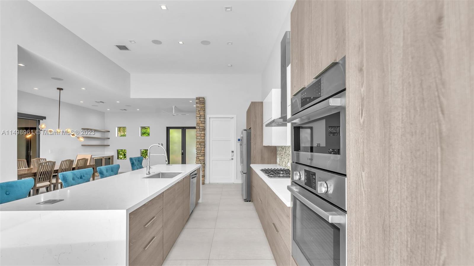 Halls Add 1-134 D - Residential