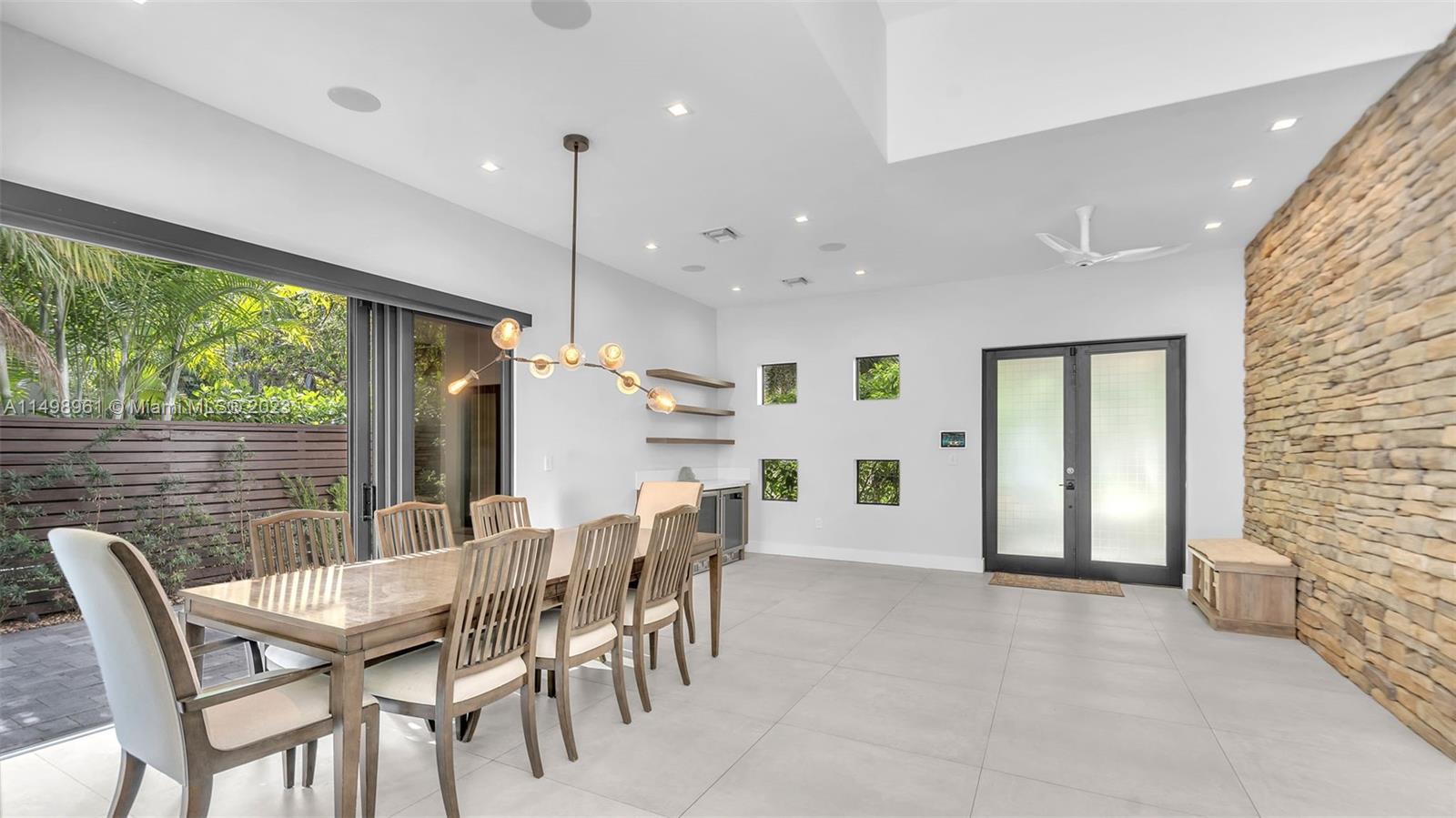 Halls Add 1-134 D - Residential