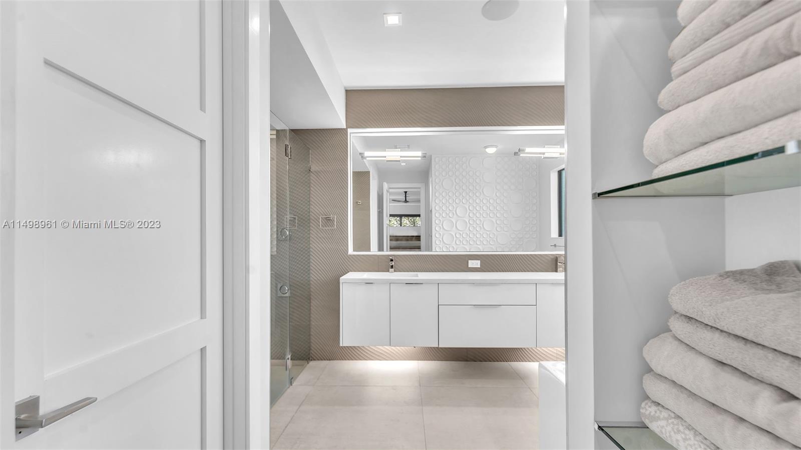 Halls Add 1-134 D - Residential