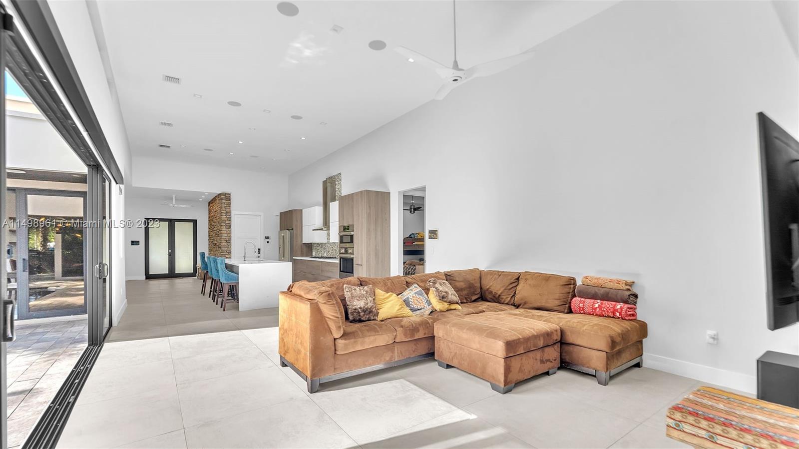 Halls Add 1-134 D - Residential