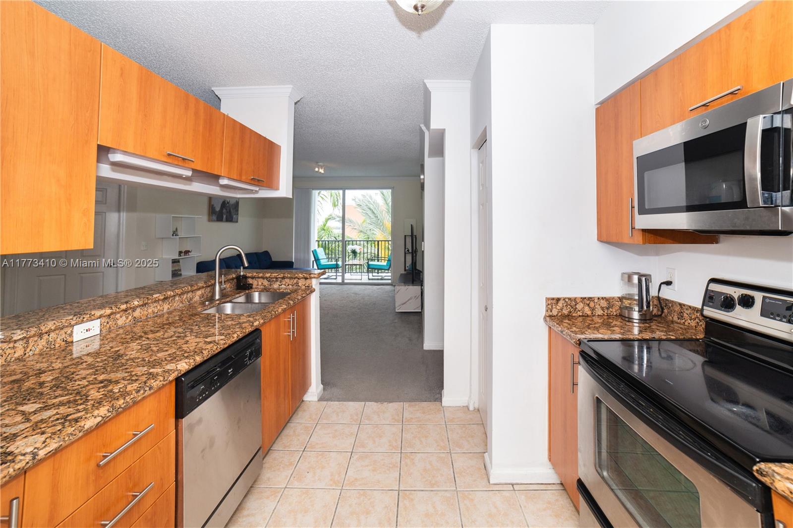 17125 N Bay Rd 3605