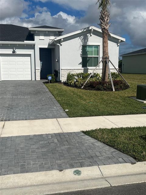 1887 Cerulean Dr Palm Bay FL 32907