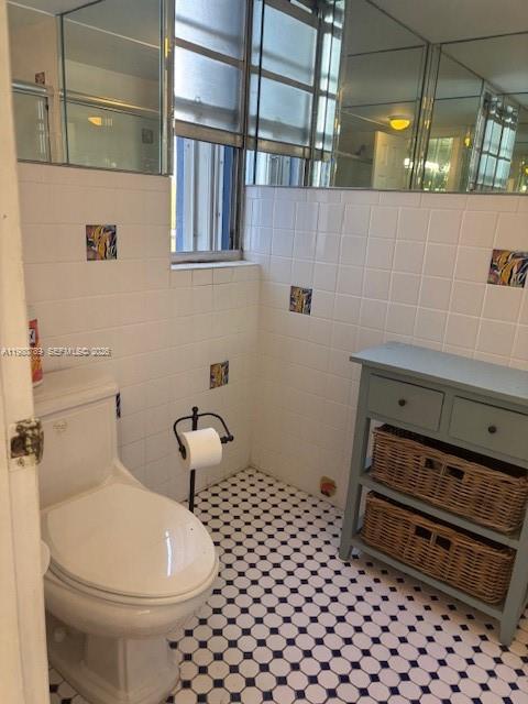 TRAFALGAR TOWERS CONDOMIN - Residential