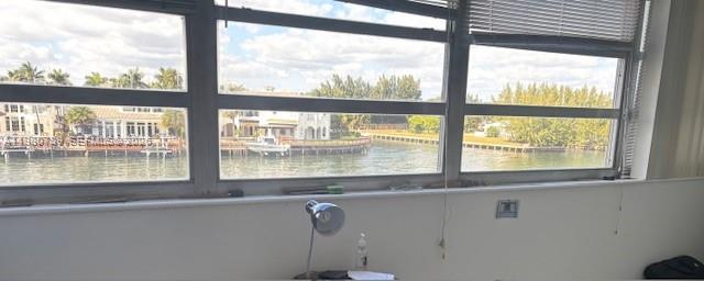 TRAFALGAR TOWERS CONDOMIN - Residential