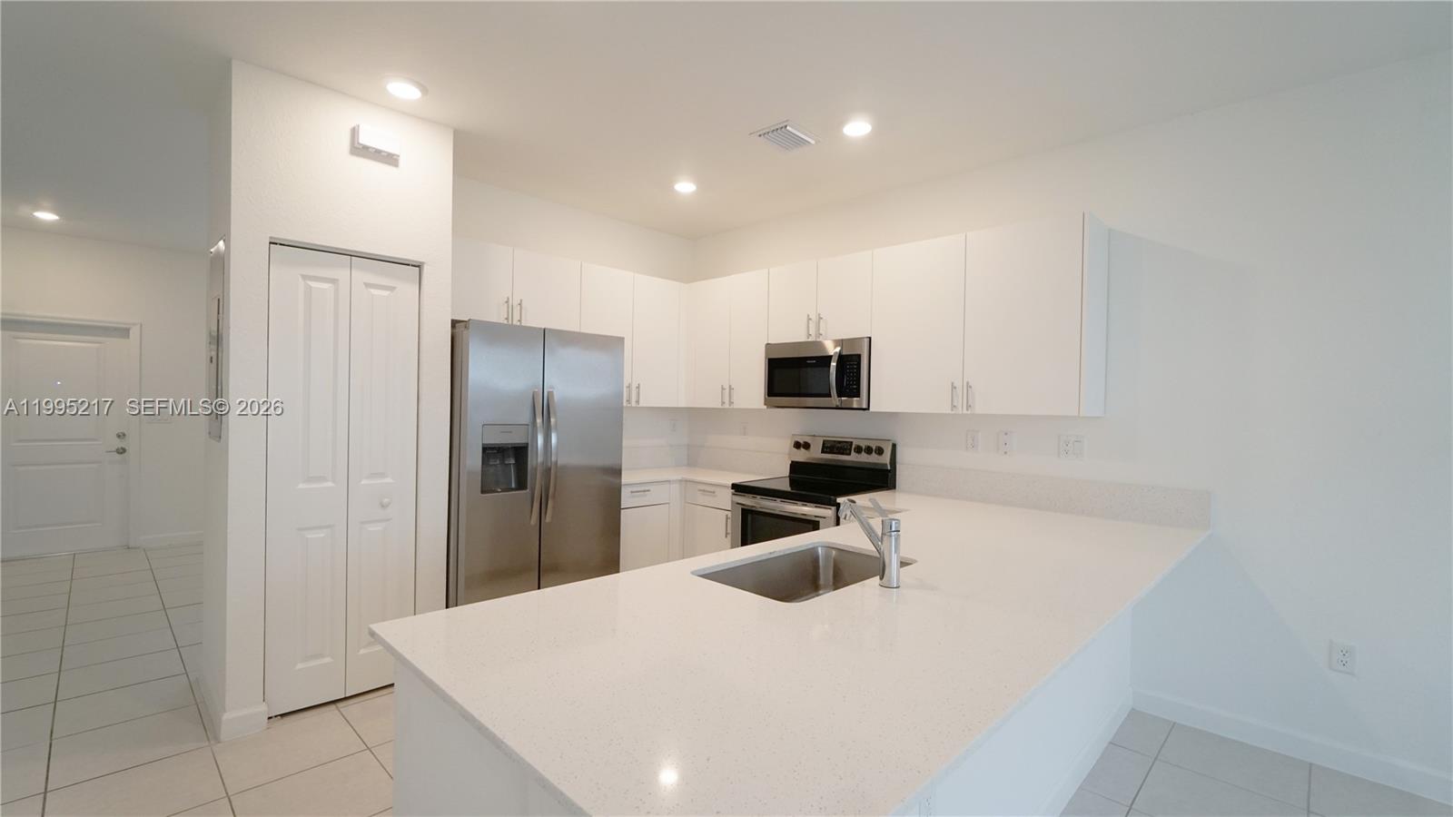 SILVER PALM RESIDENTIAL H - Residential