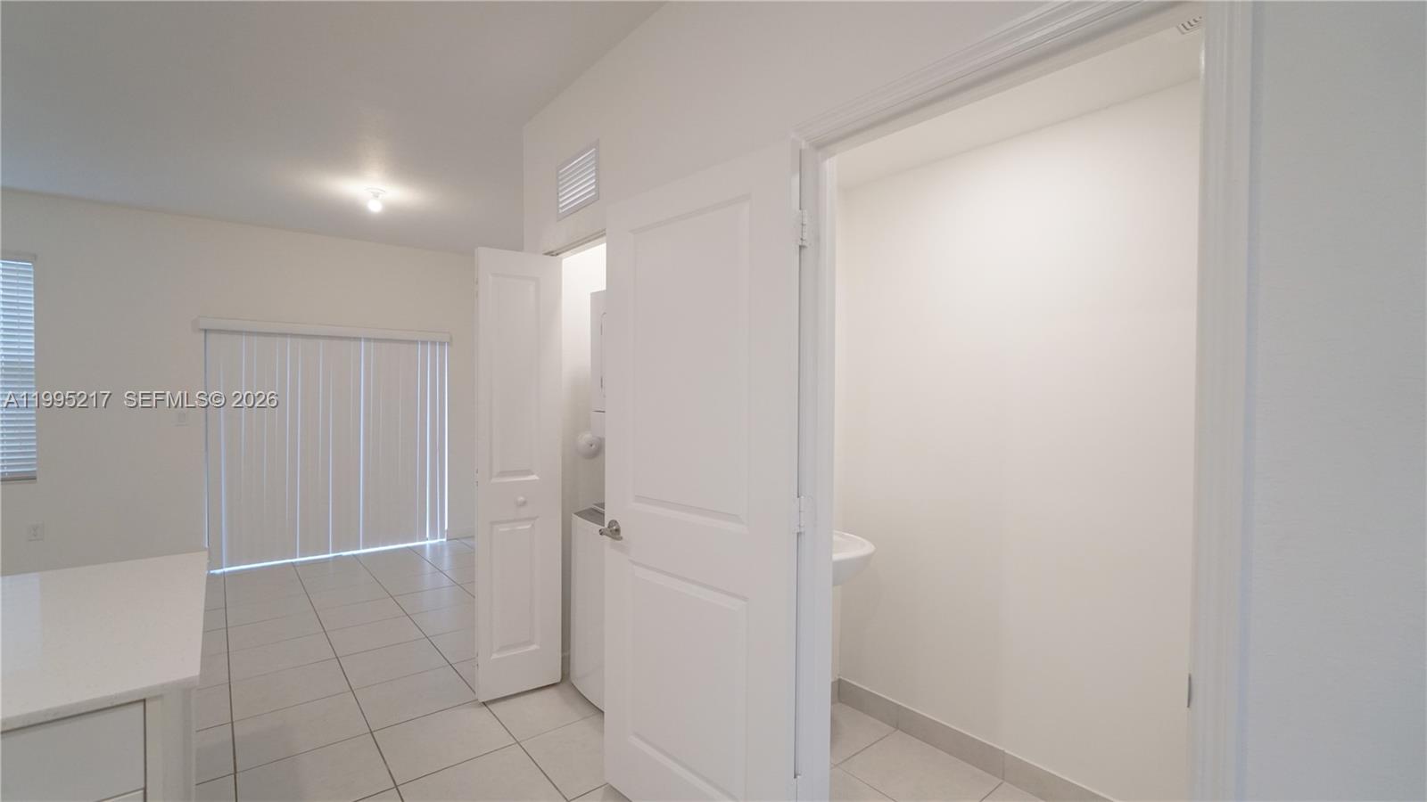 SILVER PALM RESIDENTIAL H - Residential