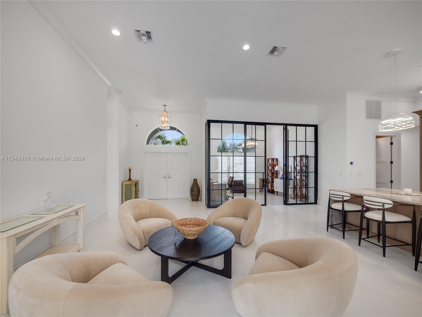 ISLAND - Residential Lease