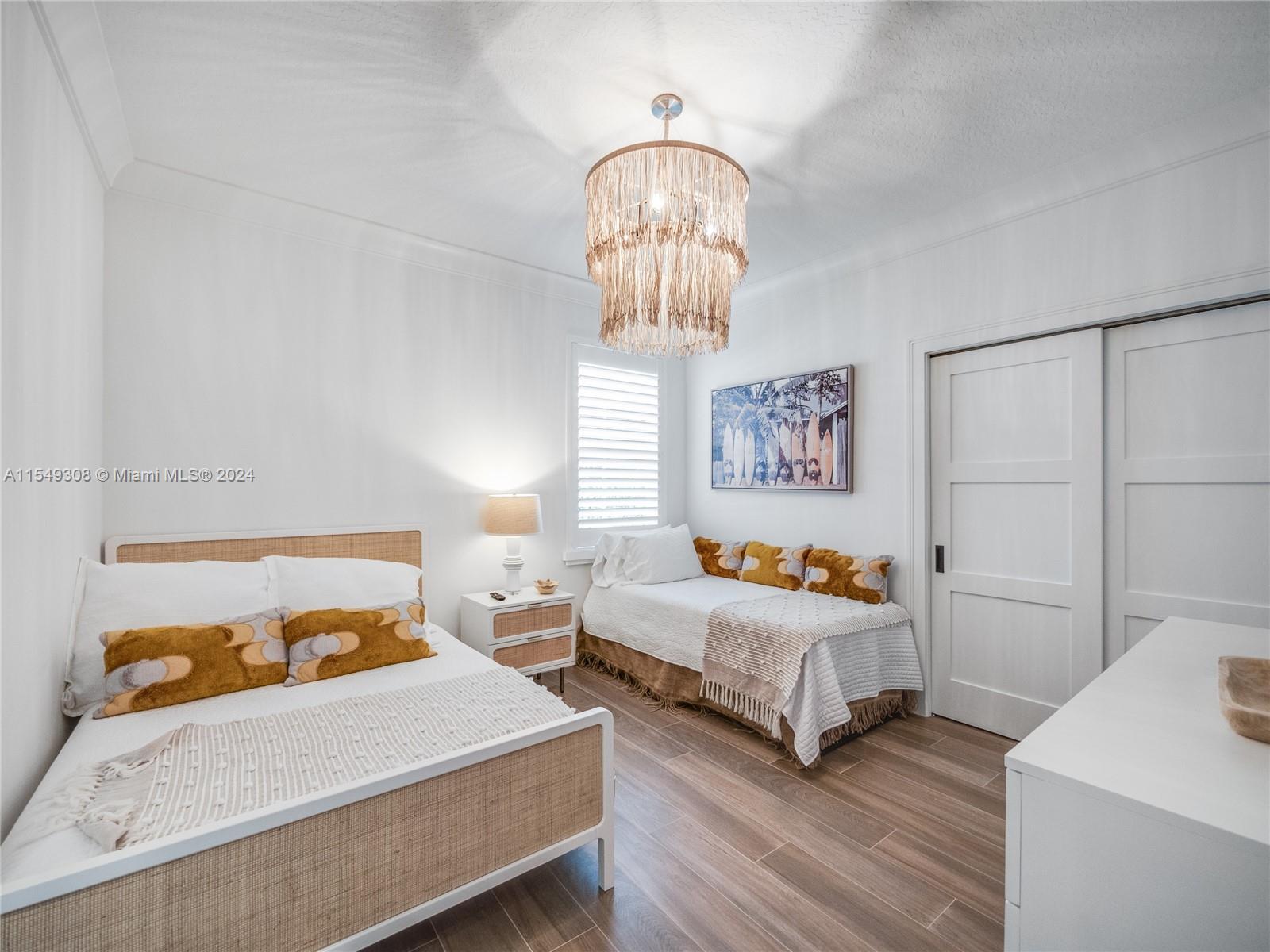 ISLAND - Residential Lease