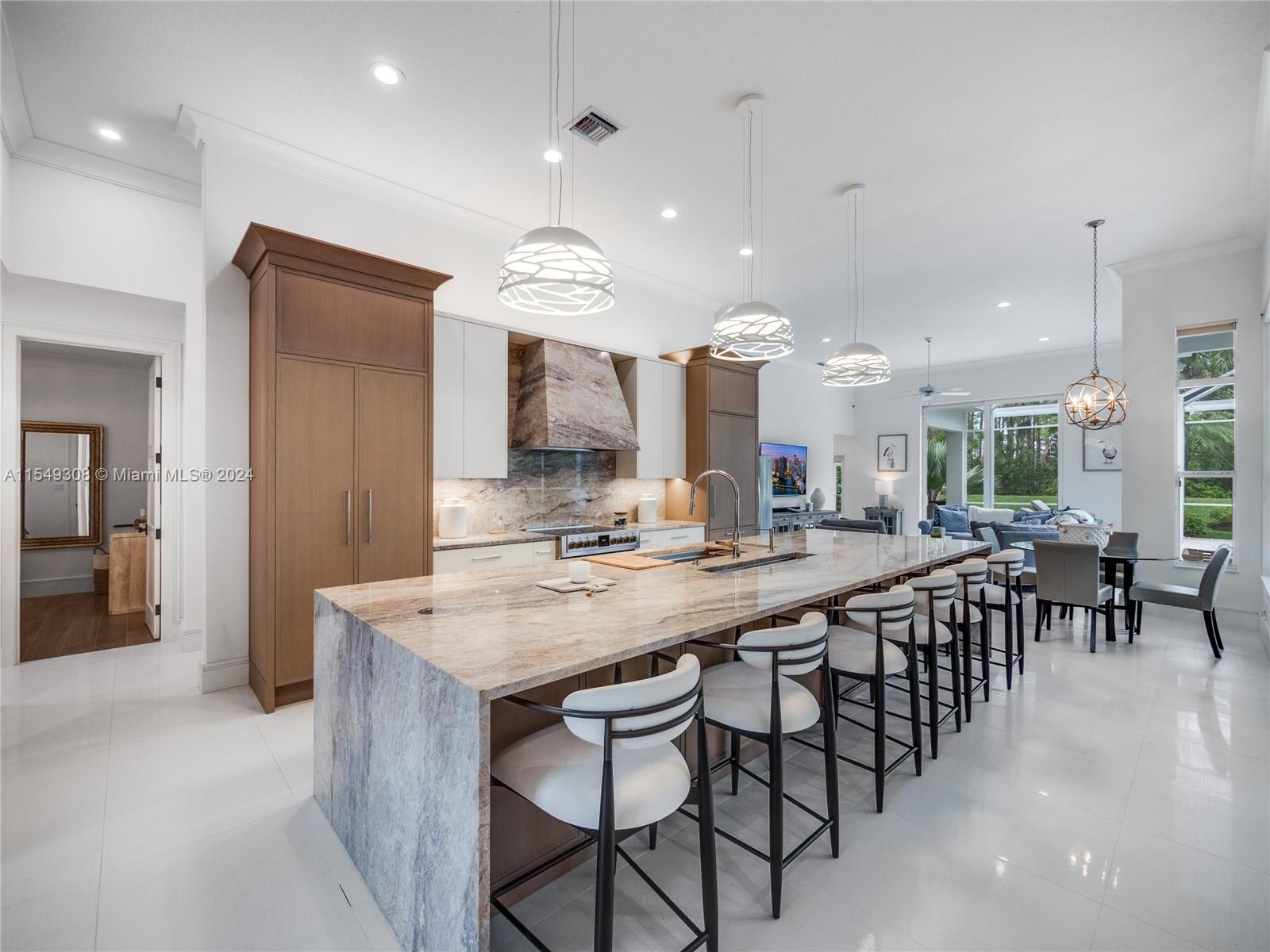 ISLAND - Residential Lease