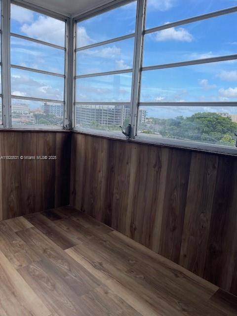 1475 TERRA TOWERS CONDO - Residential