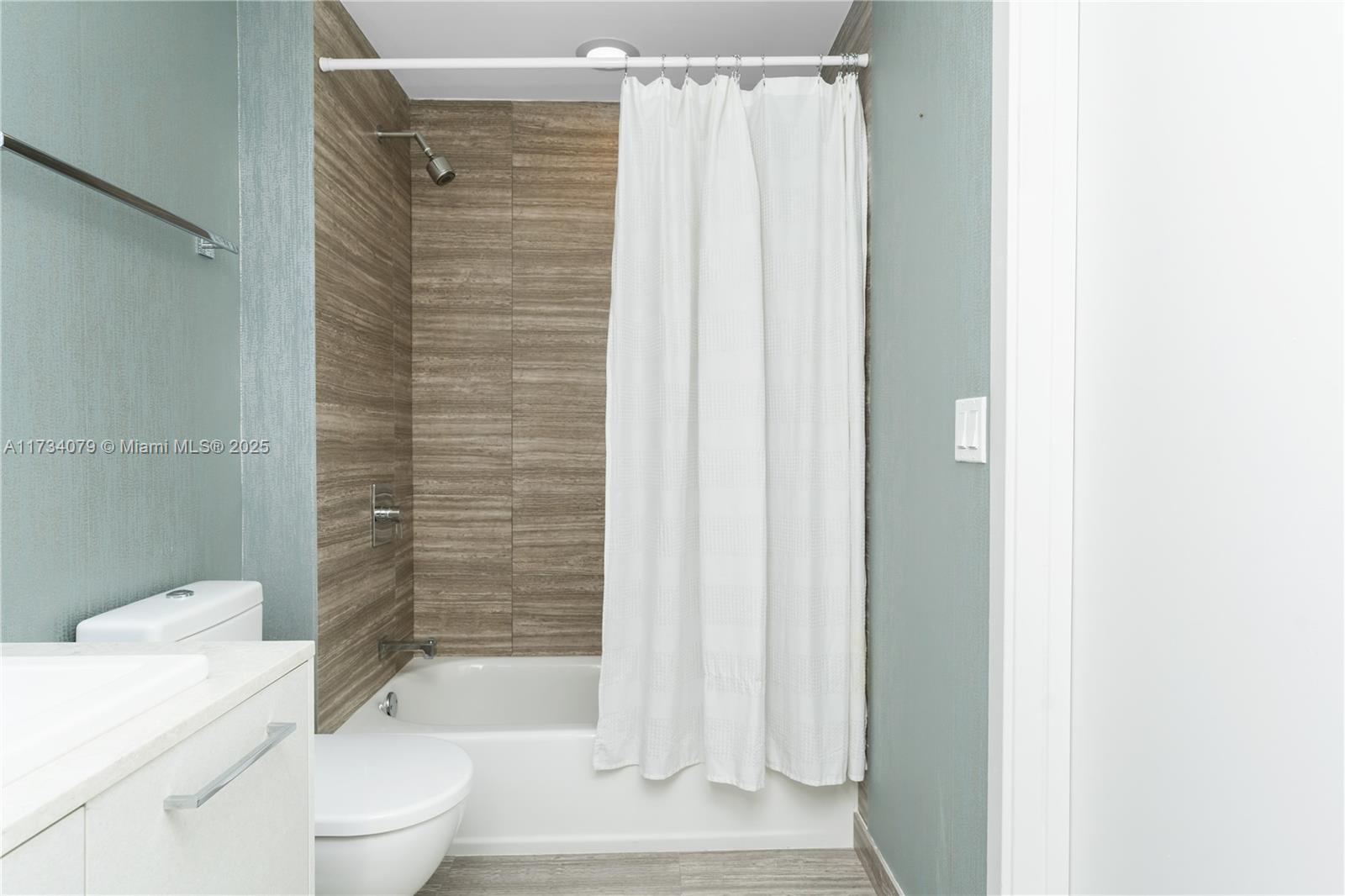 1010 BRICKELL CONDO - Residential