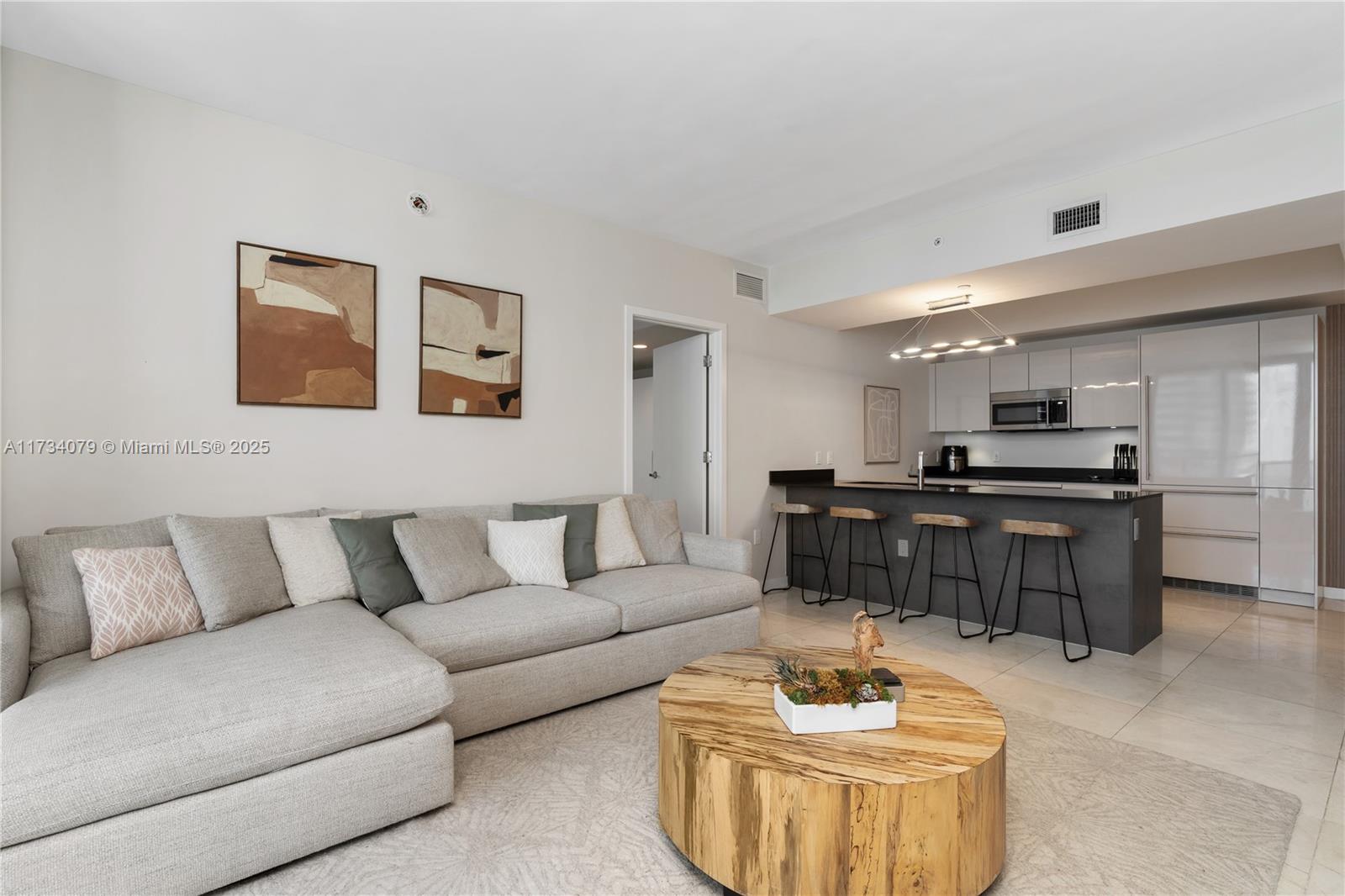 1010 BRICKELL CONDO - Residential
