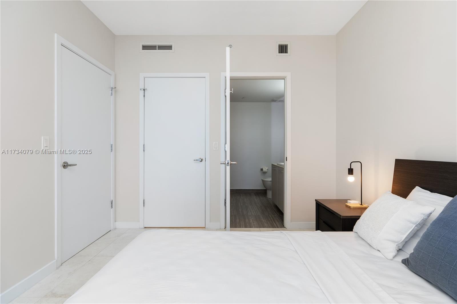 1010 BRICKELL CONDO - Residential