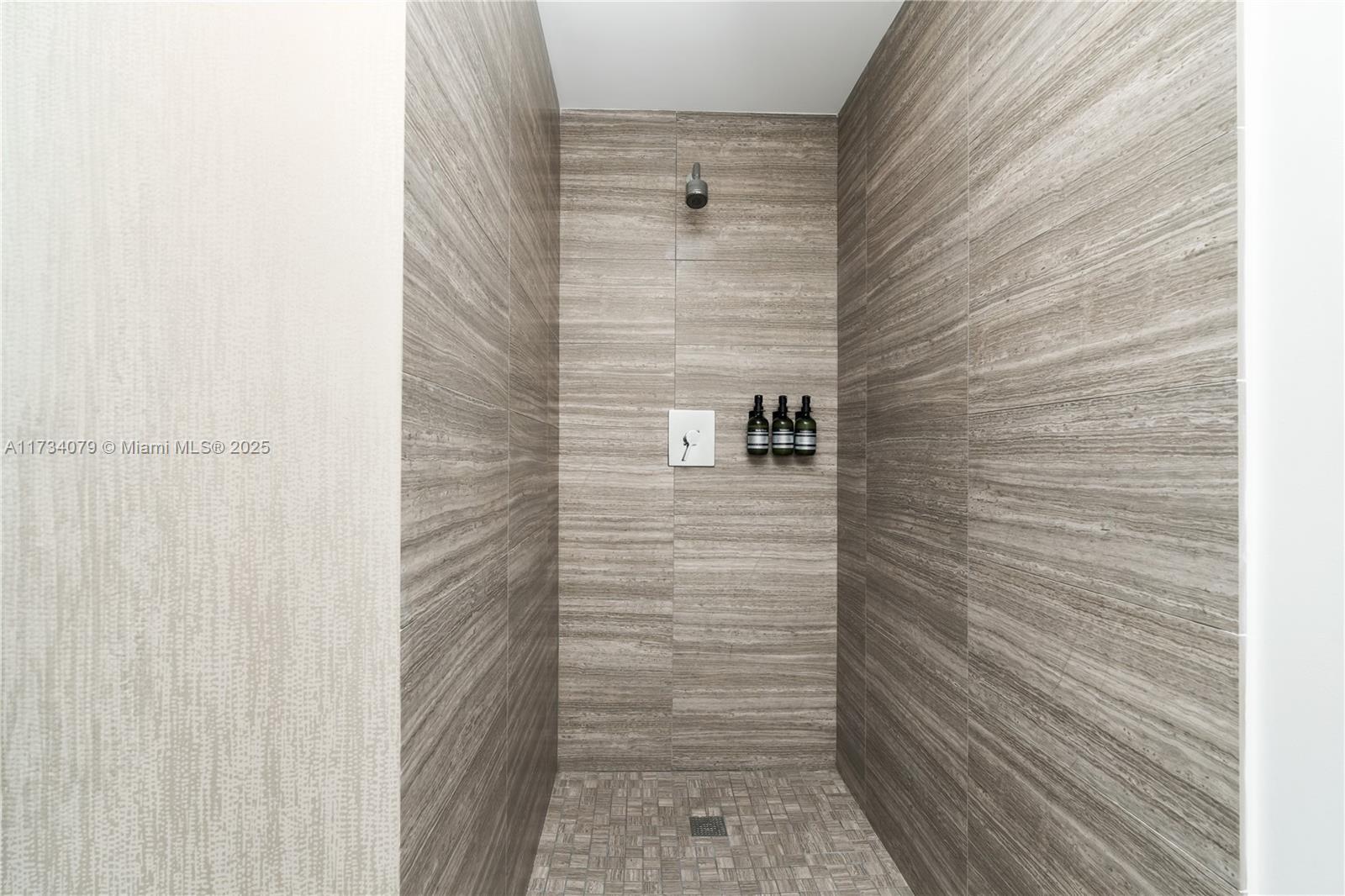 1010 BRICKELL CONDO - Residential
