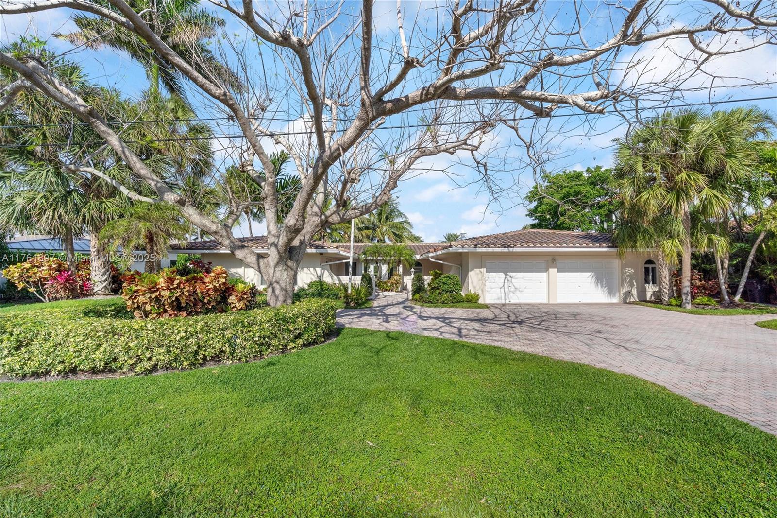 LIGHTHOUSE POINT 3RD SEC - Residential