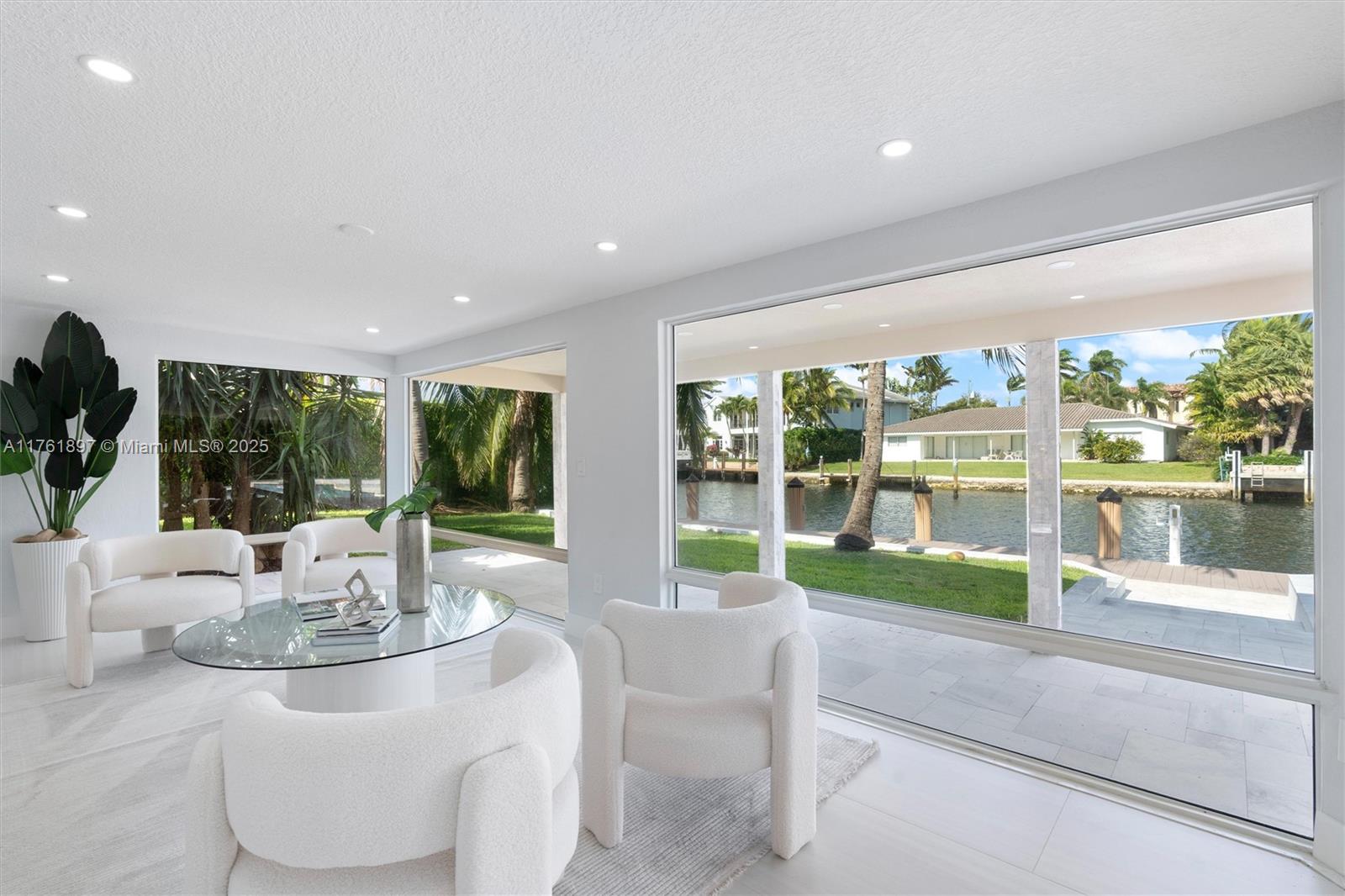 LIGHTHOUSE POINT 3RD SEC - Residential