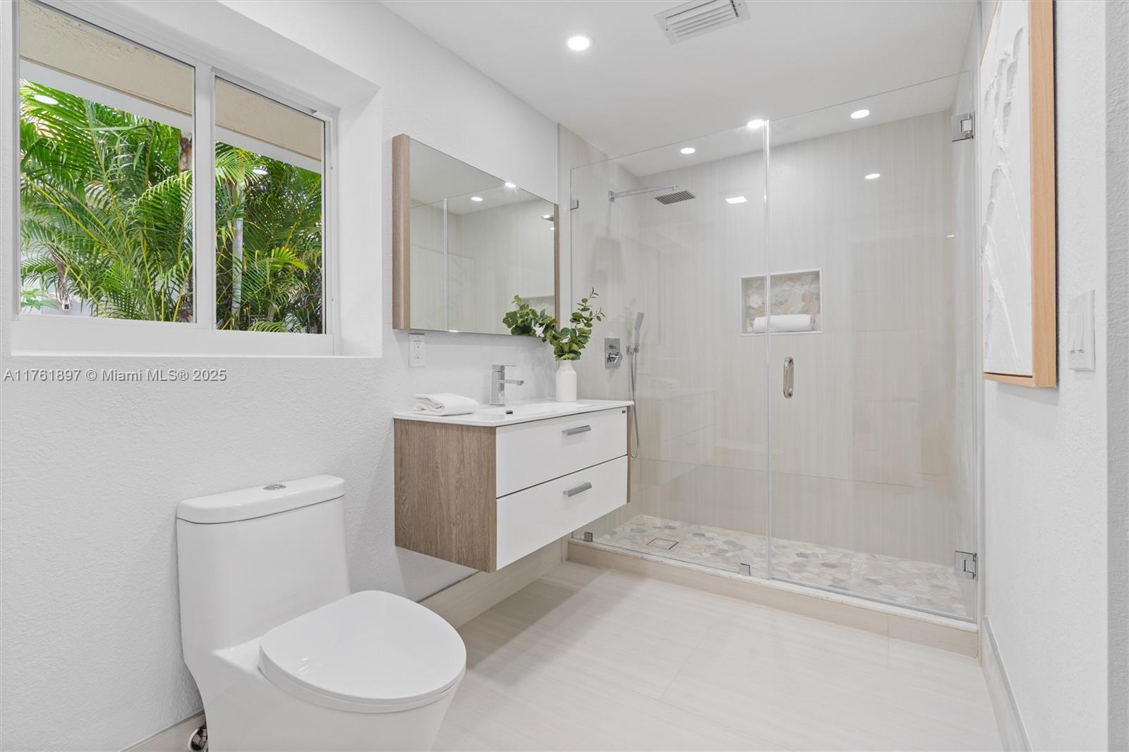 LIGHTHOUSE POINT 3RD SEC - Residential
