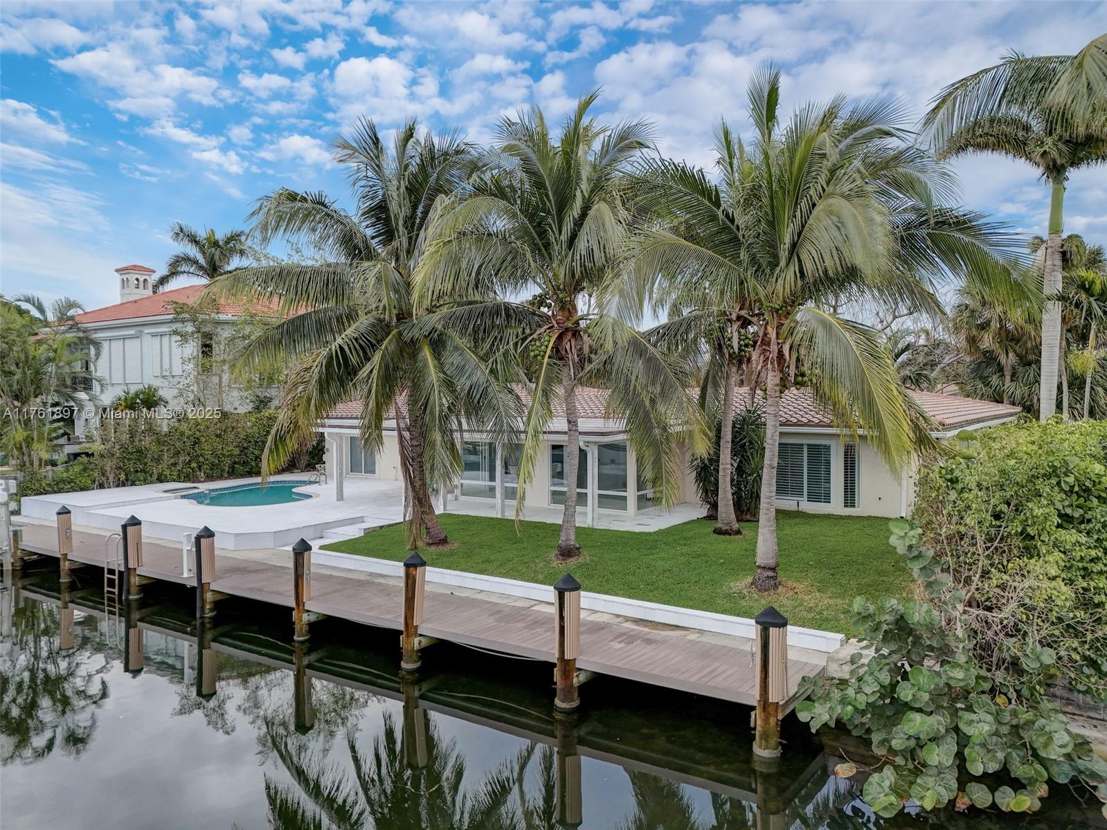 LIGHTHOUSE POINT 3RD SEC - Residential