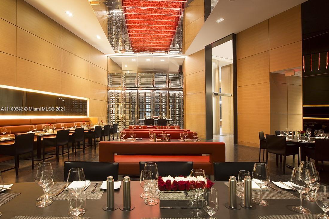 18555 COLLINS AVENUE COND - Residential