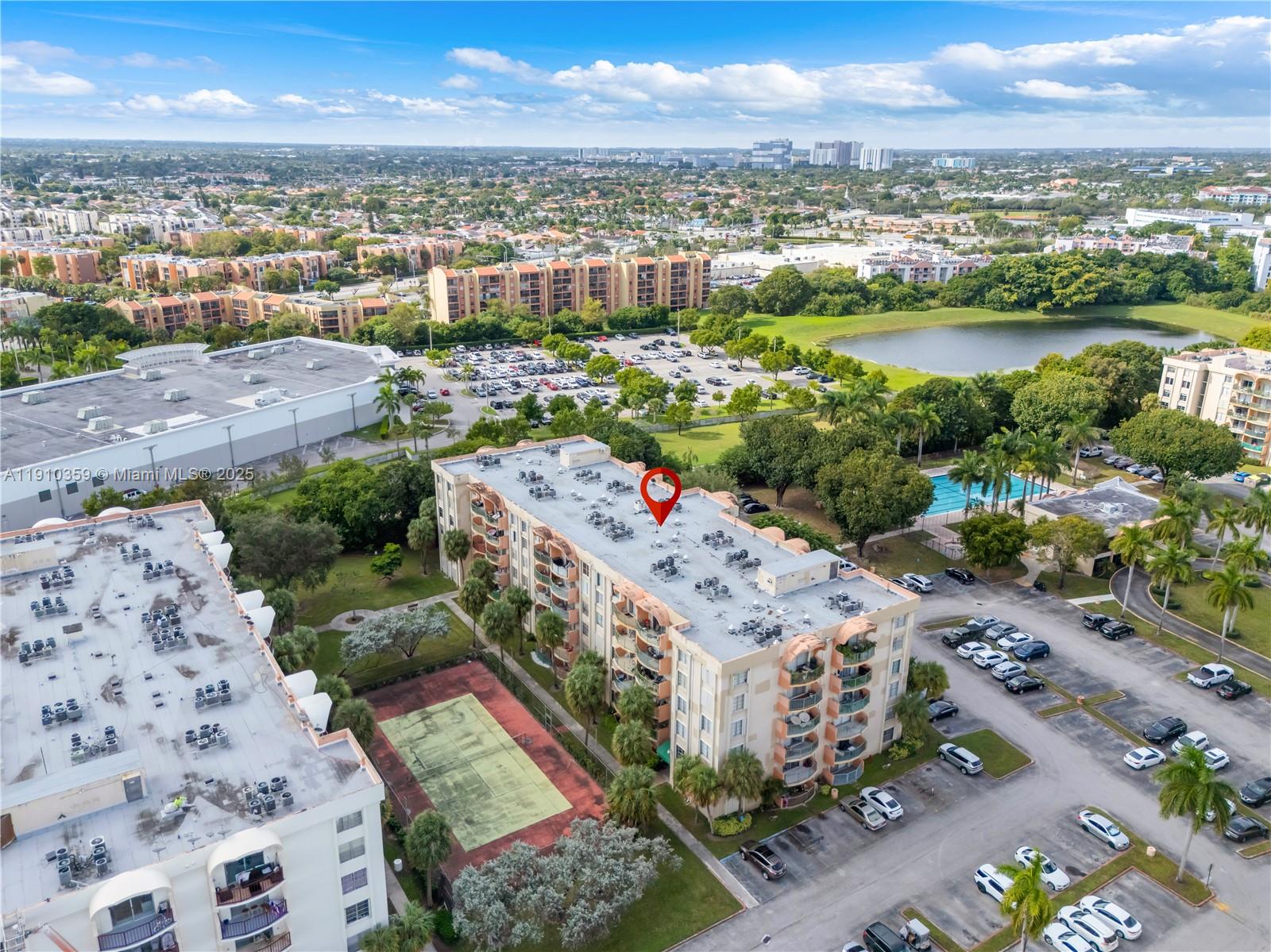 THE FOUNTAINS AT FONTAINE - Residential
