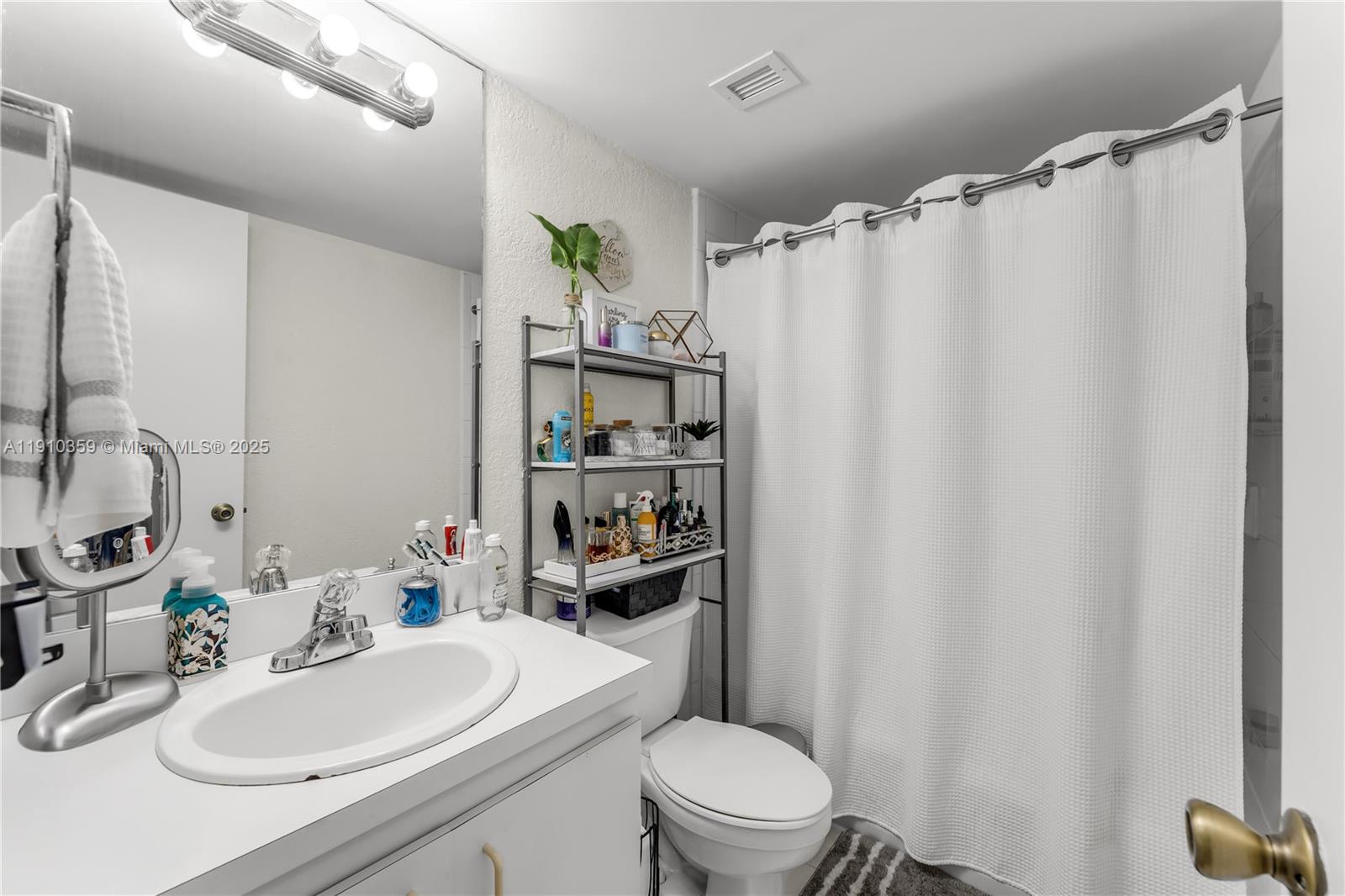 THE FOUNTAINS AT FONTAINE - Residential