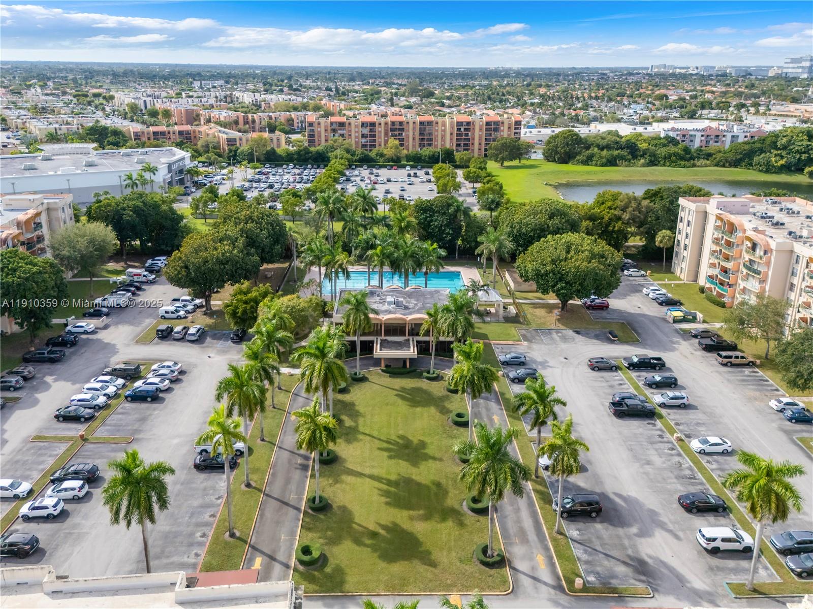 THE FOUNTAINS AT FONTAINE - Residential