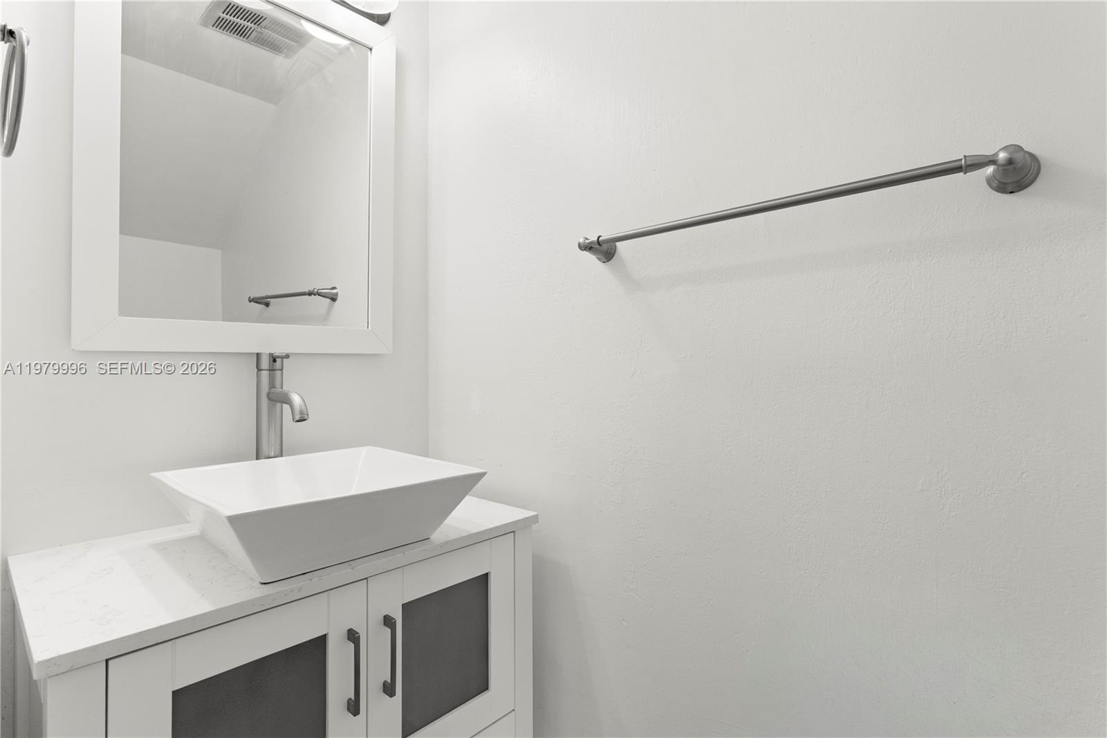 TARACOMA TOWNHOMES CONDO - Residential