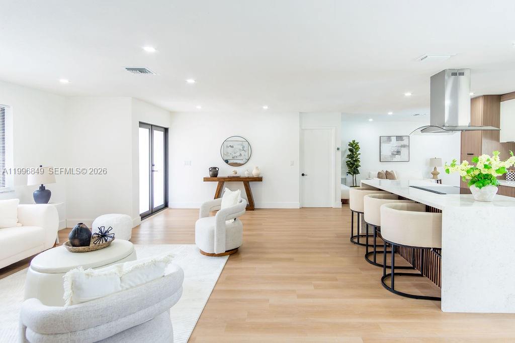 ARROWHEAD GOLF & TENNIS C - Residential