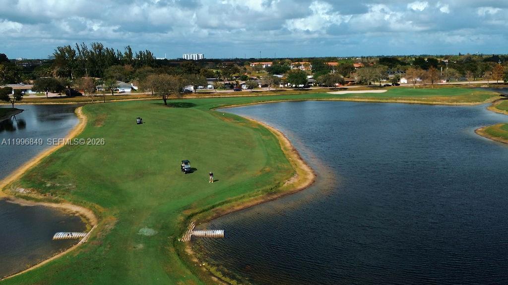 ARROWHEAD GOLF & TENNIS C - Residential