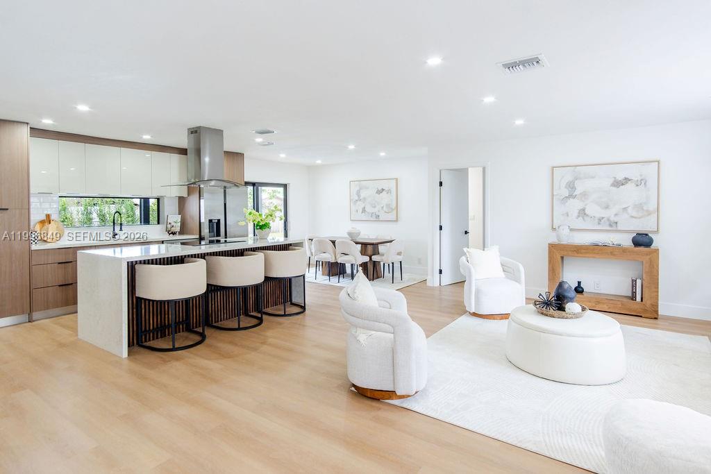 ARROWHEAD GOLF & TENNIS C - Residential